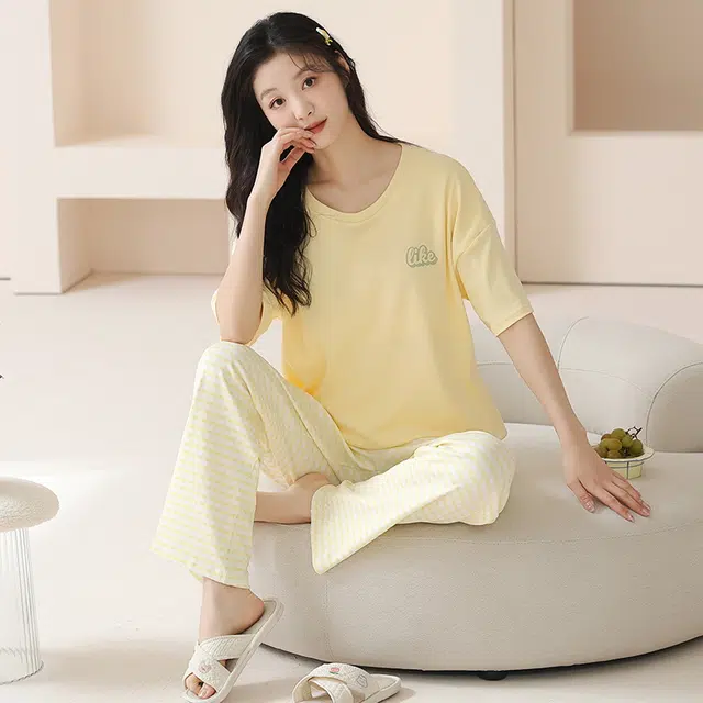 袋鼠 抗菌防螨小清新透气甜美柔软舒适圆领带胸垫防凸点短袖不勒腹长裤家居服可外穿睡衣套装 女款 黄色