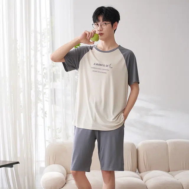 袋鼠 时尚亲肤舒适耐磨柔软圆领短袖可居家可外穿睡衣套装 男款 杏色
