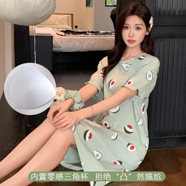 袋鼠 牛油果印花圆领简约透气舒适柔软亲肤吸湿带胸垫防凸点短袖睡裙 女款 浅绿色