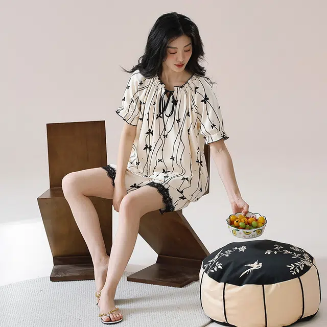 袋鼠 休闲经典简约时尚透气亲肤微弹舒适居家短袖三分裤可外穿睡衣套装 女款 白色