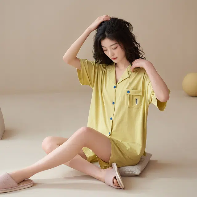 袋鼠 抗菌防螨休闲透气轻薄舒适温柔亲肤柔软微弹翻领开衫三分裤不勒腹居家可外穿睡衣套装 女款 黄色