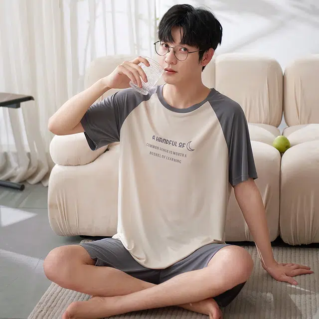 袋鼠 时尚亲肤舒适耐磨柔软圆领短袖可居家可外穿睡衣套装 男款 杏色