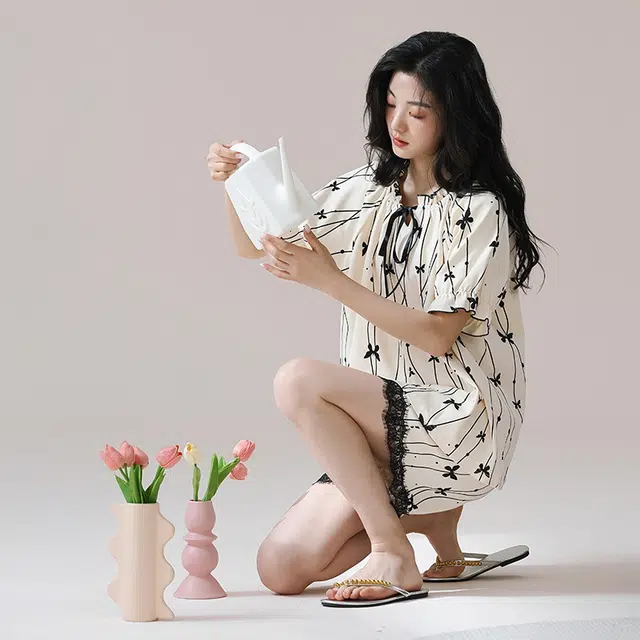 袋鼠 休闲经典简约时尚透气亲肤微弹舒适居家短袖三分裤可外穿睡衣套装 女款 白色