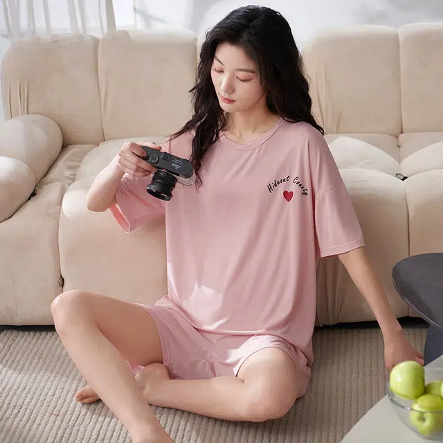 袋鼠 透气甜美清爽柔软舒适圆领套头短袖三分裤带胸垫防凸点家居服可外穿睡衣套装 女款 粉红色