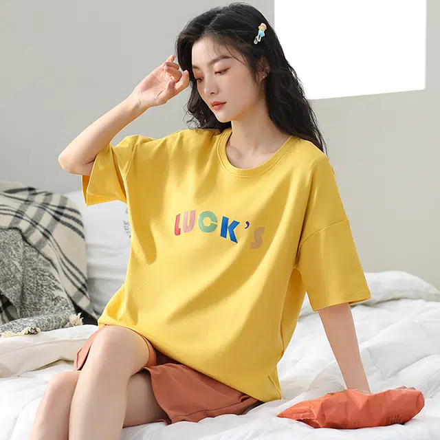 袋鼠 纯色印花薄款透气舒适短袖三分裤可外穿睡衣套装 女款 金色
