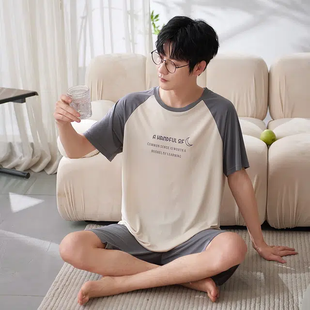 袋鼠 时尚亲肤舒适耐磨柔软圆领短袖可居家可外穿睡衣套装 男款 杏色