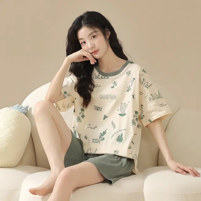 袋鼠 植物印花薄款微弹透气上衣纯色亲肤五分裤睡衣套装 女款 杏色