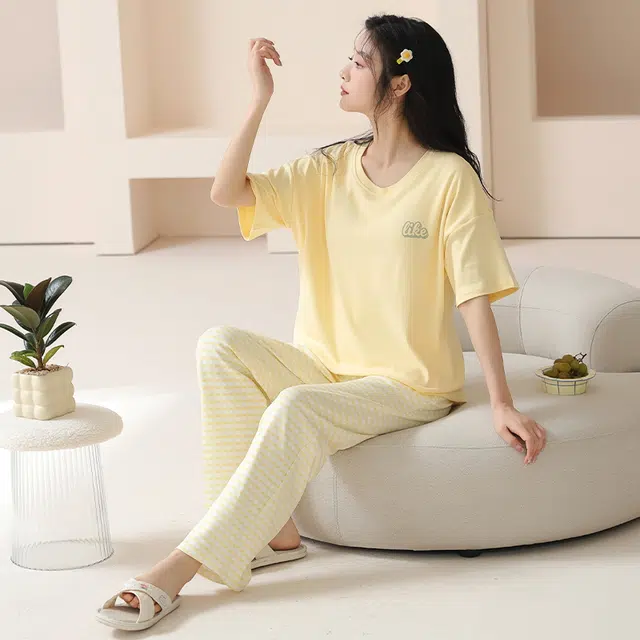 袋鼠 抗菌防螨小清新透气甜美柔软舒适圆领带胸垫防凸点短袖不勒腹长裤家居服可外穿睡衣套装 女款 黄色