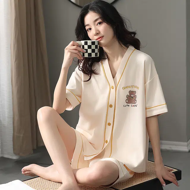 袋鼠 舒适薄款亲肤柔软微弹透气短袖三分裤可居家休闲可外穿睡衣套装 女款 杏色