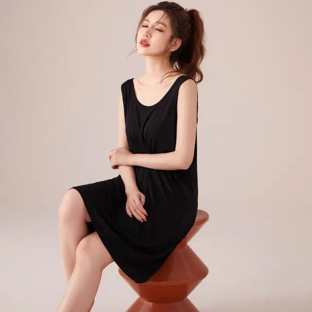 袋鼠 休闲甜美可爱柔软轻薄舒适甜美亲肤透气微弹不易掉色带胸垫防凸点可居家无袖睡裙 女款 黑色