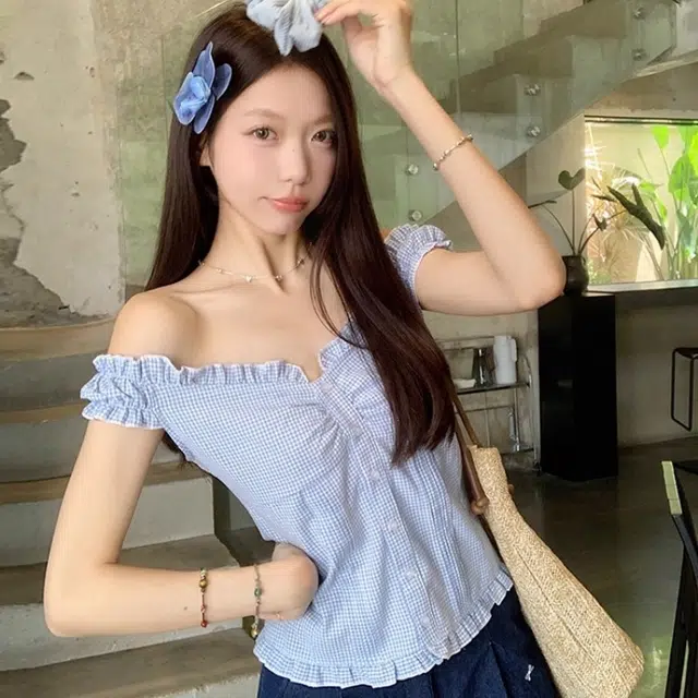 识恩 格子短袖女夏木耳边小飞袖一字肩上衣衬衫 女款