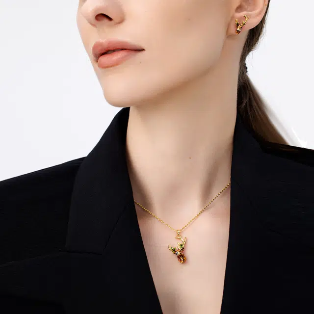 CHARFEN CHIC