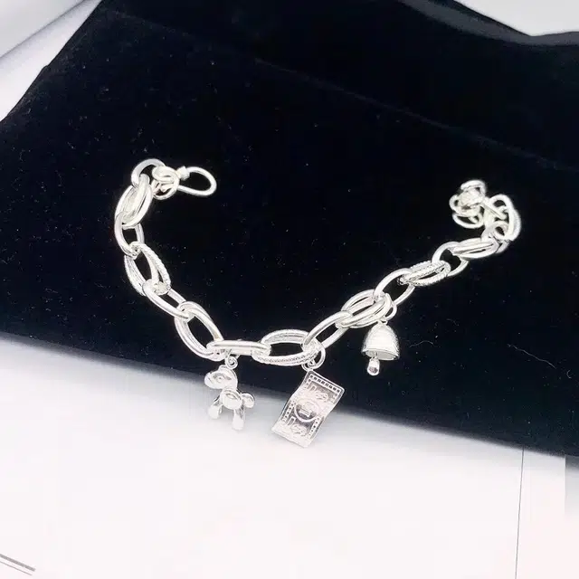 yuijeny 990