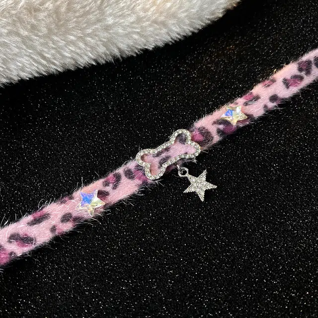 DVNRR choker y2k