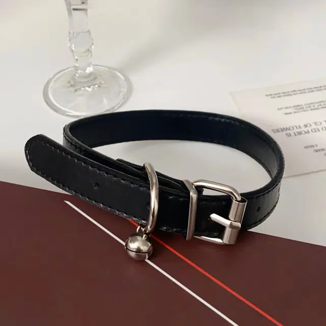 DVNRR choker y2k