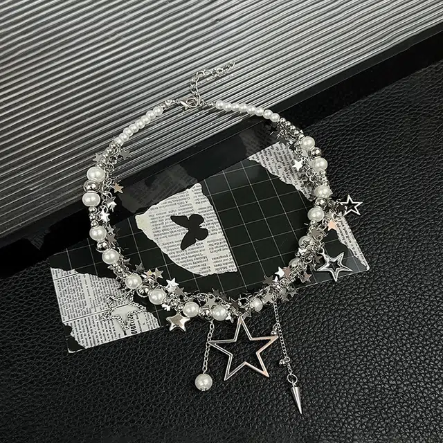 DVNRR choker y2k
