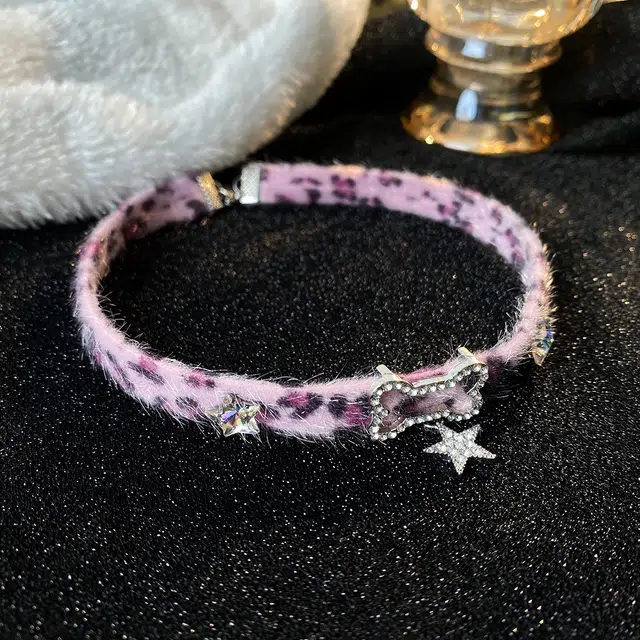DVNRR choker y2k