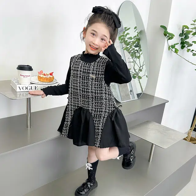 木木屋 格子舒适柔软轻盈长袖裙装套装 黑色中小童