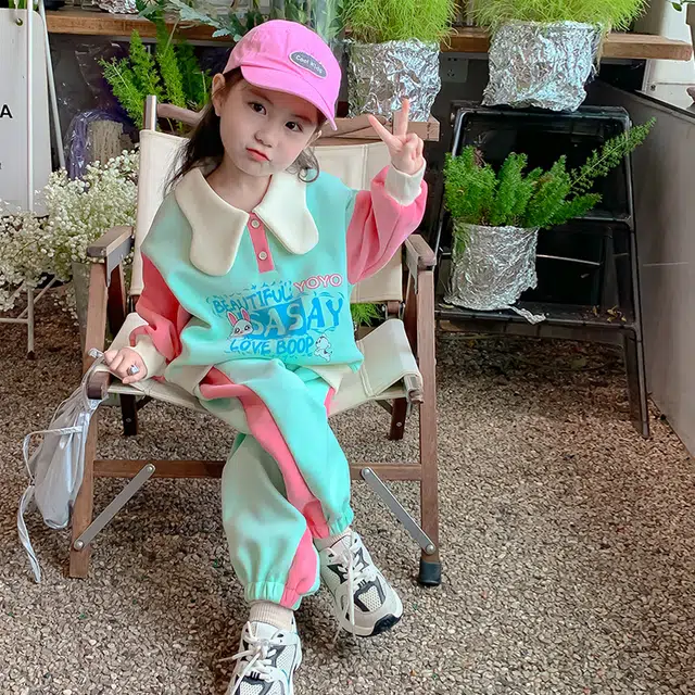 木木屋 柔软舒适透套头娃娃领休闲运动套装 绿色儿童款