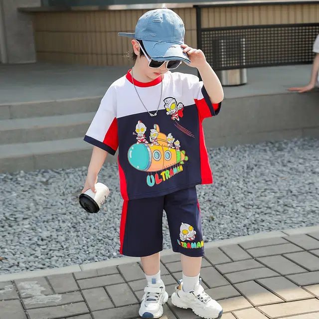 x ULTRAMAN