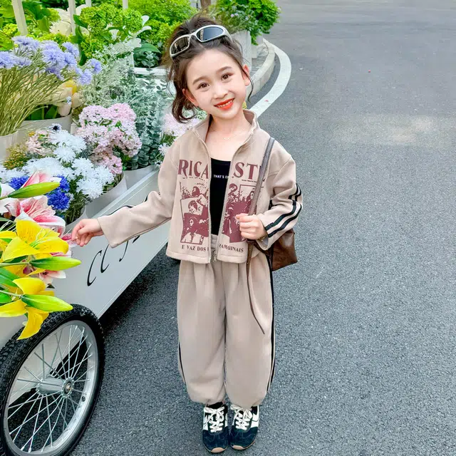 木木屋 舒适立领拉链字母上衣透气裤子休闲运动套装中小童
