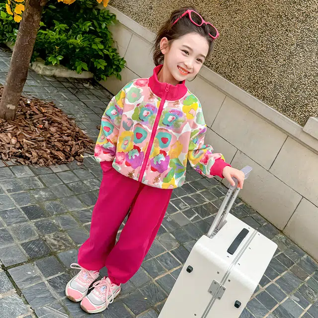 木木屋 舒适立领落肩上衣透气裤子休闲运动套装 花色中小童