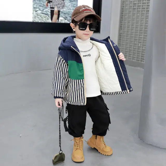 木木屋 连帽洋气条纹长袖夹克外套 中小童