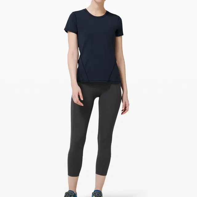 lululemon Goal Getting T