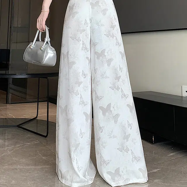 yamais