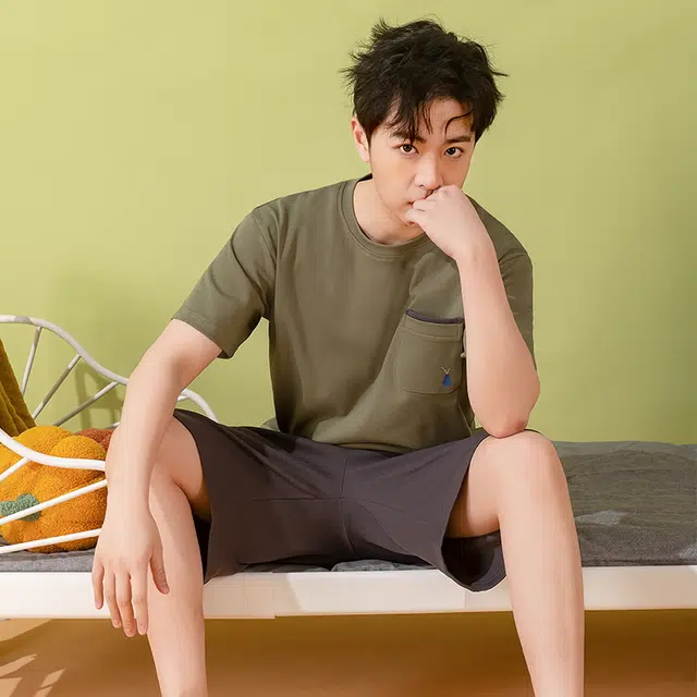 莫代尔 圆领简约舒适短袖上衣松紧腰纯色五分裤睡衣套装 男款 橄榄色