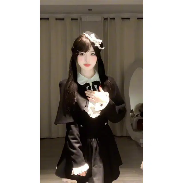 丝絮丝绸 法式设计感千金风斗篷披肩甜美气质收腰蓬蓬裙长袖连衣裙 女款