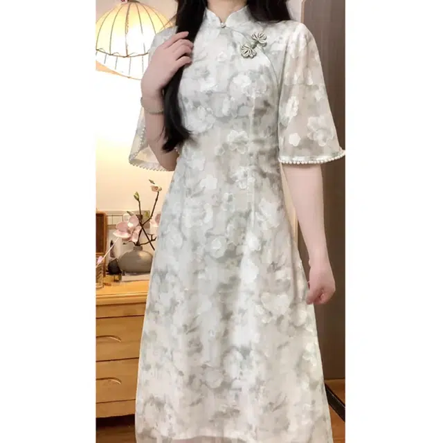 丝絮丝绸 新中式高腰薄款立领合身植物花卉短袖连衣裙 女款