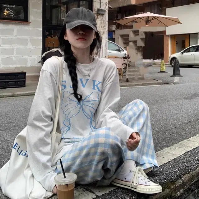 丝絮丝绸 秋装学院慵懒风时尚宽松上衣卫衣 女款