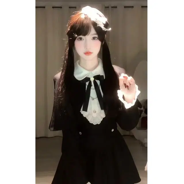 丝絮丝绸 法式设计感千金风斗篷披肩甜美气质收腰蓬蓬裙长袖连衣裙 女款