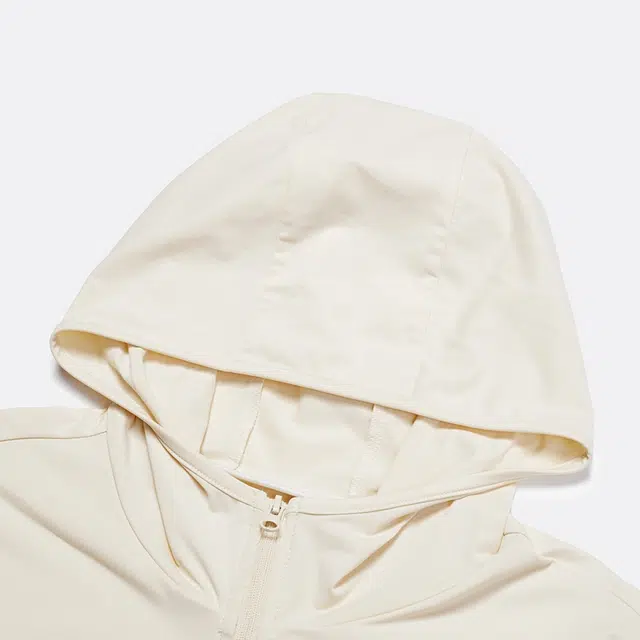 特步梭织防晒衣 休闲时尚连帽透气舒适百搭