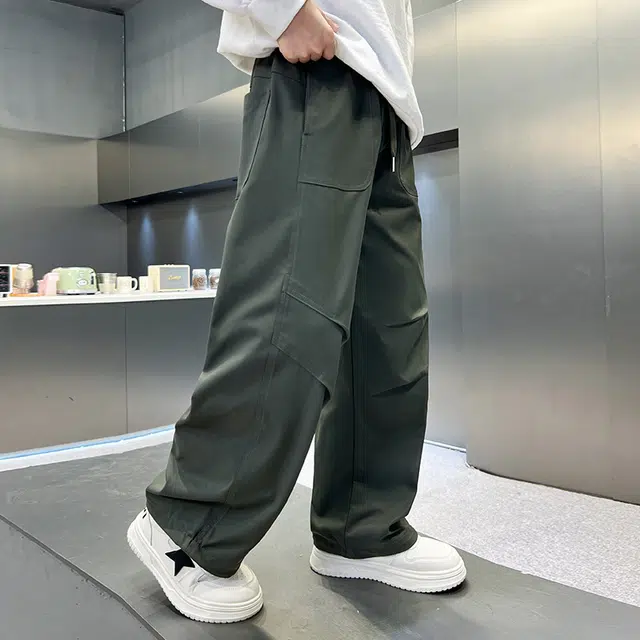 俞兆林 简约纯色工装潮范直筒户外健身跑步舒适亲肤透气适中儿童运动裤 春秋 青少年