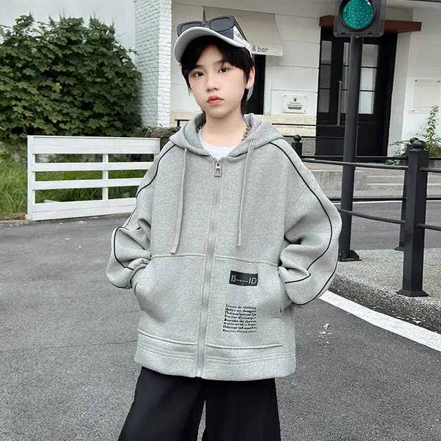 俞兆林夹克 简约百搭户纯色舒适轻盈透气外运动小众潮流休闲 青少年