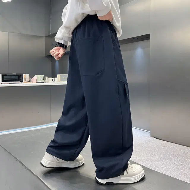 俞兆林 男大童简约显高显瘦垂感宽松亲肤直筒工装休闲裤适中儿童运动裤 春秋 青少年