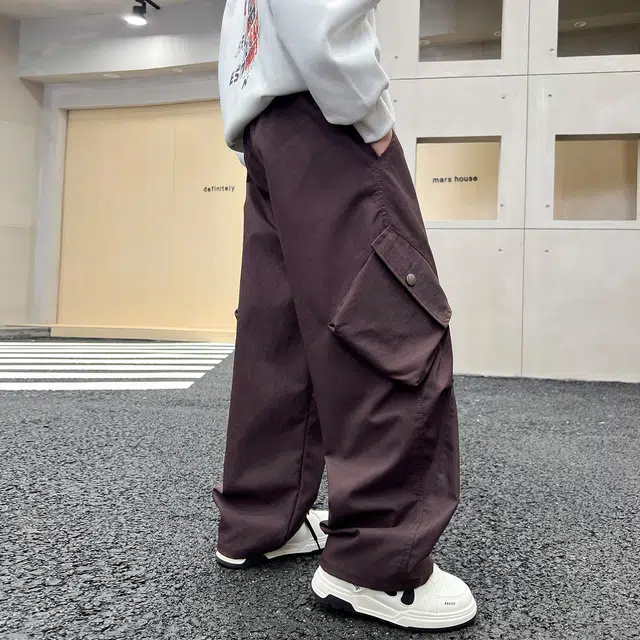 俞兆林 简约纯色大口袋工装潮范直筒户外健身跑步适中儿童运动裤 春秋 青少年