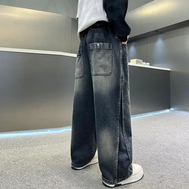俞兆林牛仔裤 男大童酷帅柔软舒适潮范直筒户外健身跑步亲肤 青少年