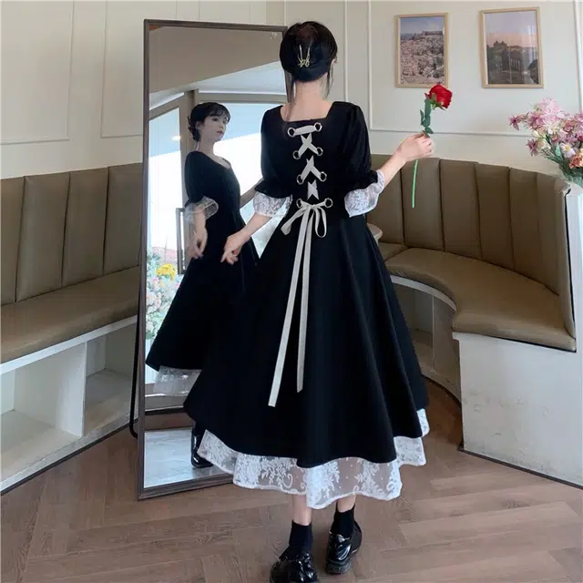 水中花 法式复古宫廷赫本风微胖女生苹果梨形身材多巴胺收腰显瘦绷带蕾丝高级感穿搭纯色简约短袖连衣裙 女款