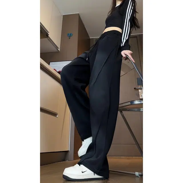 水中花 纯色宽松系带高腰适中直筒休闲裤 女款
