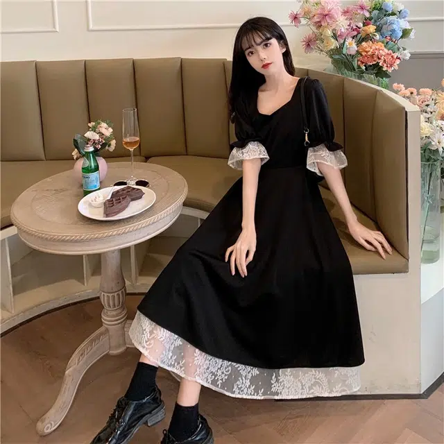 水中花 法式复古宫廷赫本风微胖女生苹果梨形身材多巴胺收腰显瘦绷带蕾丝高级感穿搭纯色简约短袖连衣裙 女款