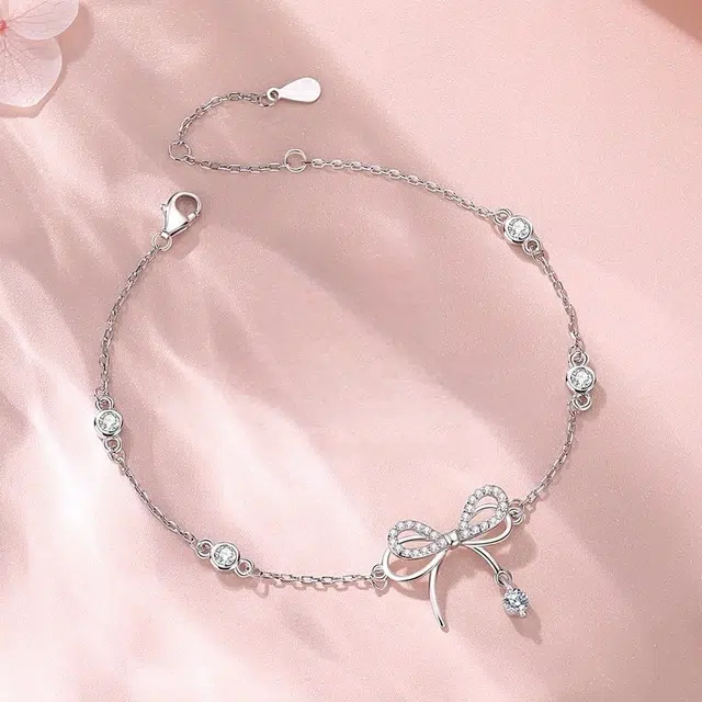 CUTE DAME S990