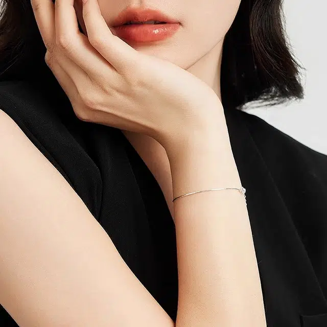 CUTE DAME ins 990