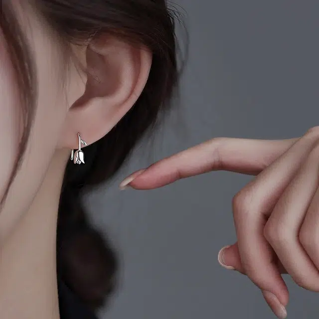 CUTE DAME S990