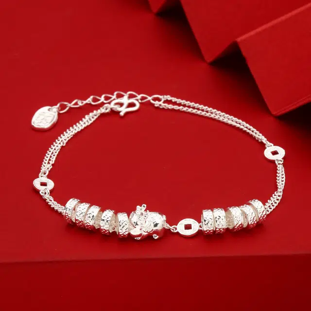 S990 CUTE DAME