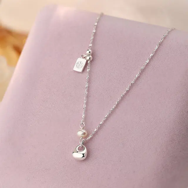 CUTE DAME S990
