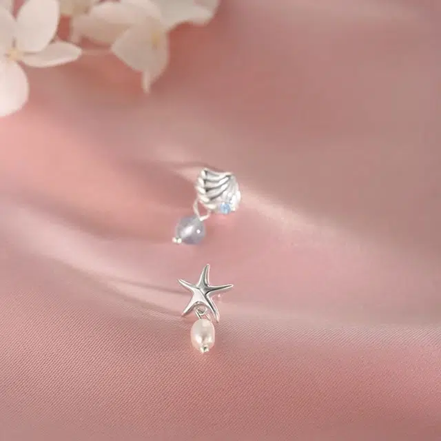 CUTE DAME S990