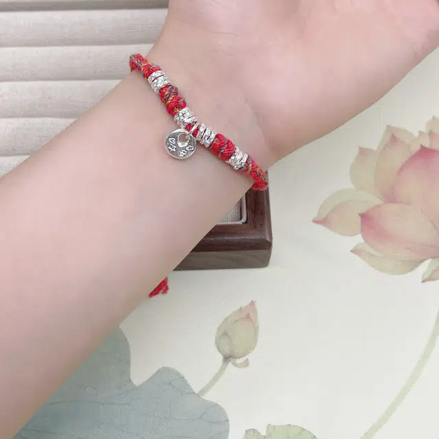CUTE DAME S999